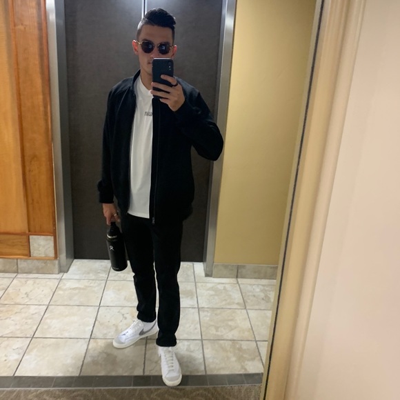 Meet your Posher, Robby - Picture 4 of 5